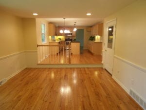 kitchen and dining room renovation with hardwoord flooring